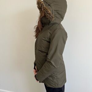 Girl’s North Face Green Parka with Fur Hood Size 10-12